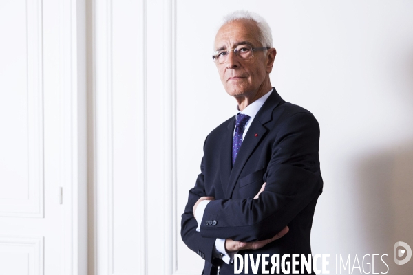 Maître Jean-Yves LE BORGNE, avocat au barreau de Paris, dans ses bureaux parisiens.