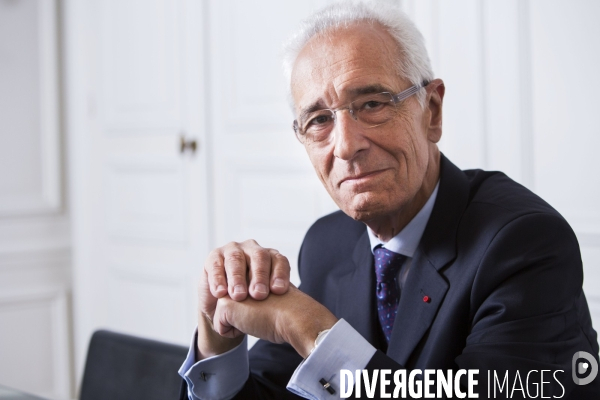Maître Jean-Yves LE BORGNE, avocat au barreau de Paris, dans ses bureaux parisiens.