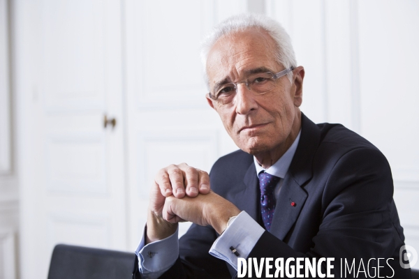 Maître Jean-Yves LE BORGNE, avocat au barreau de Paris, dans ses bureaux parisiens.