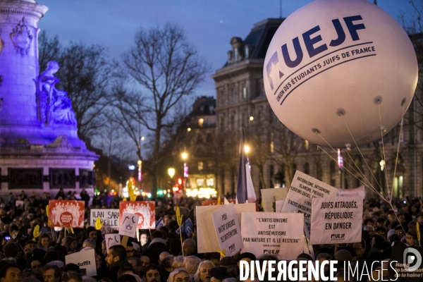 Rassemblement contre l antisémitisme à Paris.