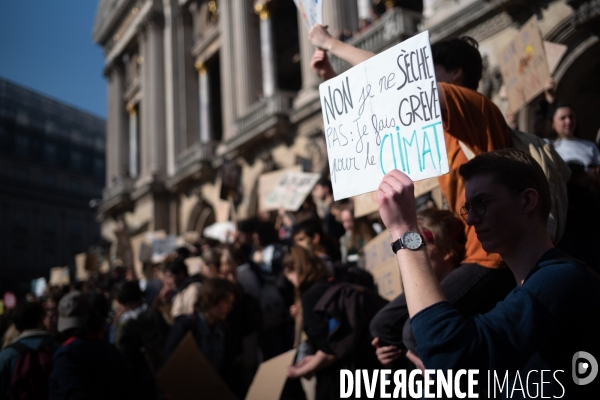 Les jeunes se mobilisent pour le climat