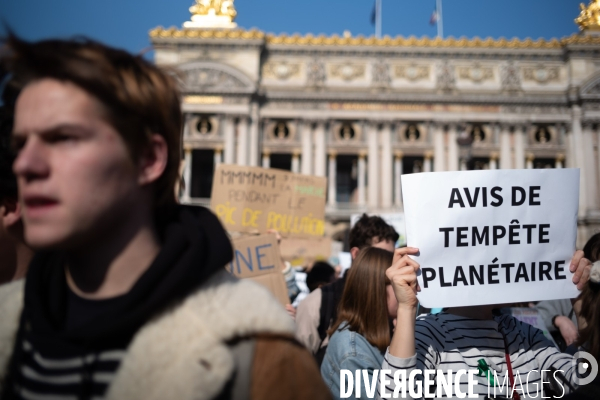 Les jeunes se mobilisent pour le climat