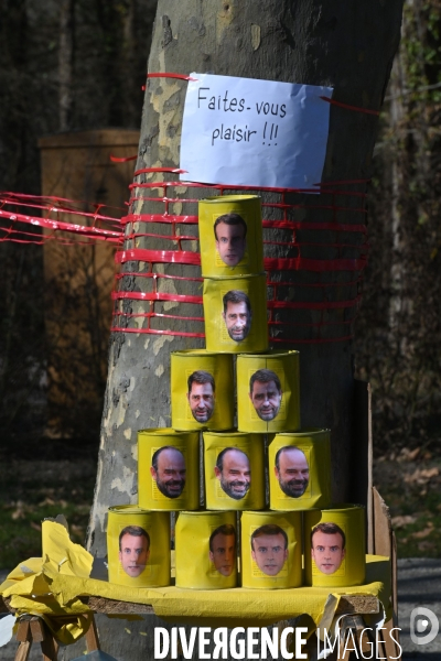 Les gilets jaunes au château de Chambord