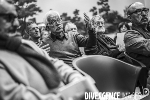 Dix jours sur les routes de France du grand débat et des ronds-points.