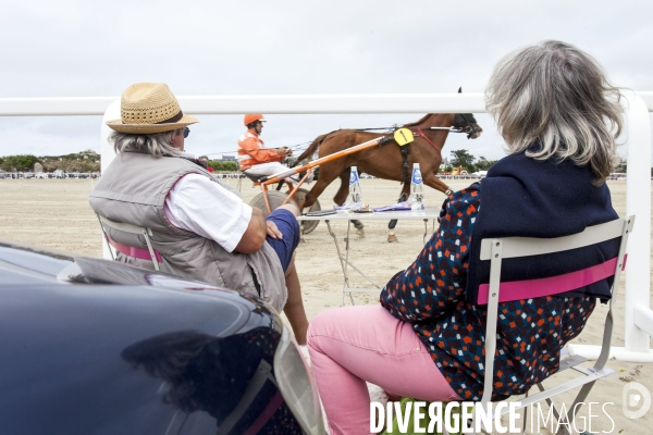 Courses hippiques sur plage à Plouescat