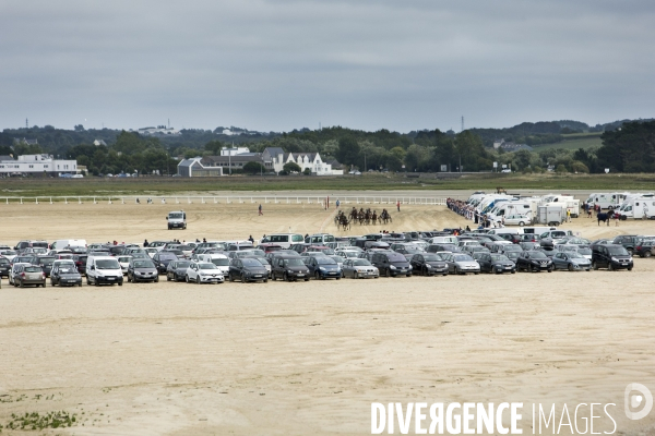Courses hippiques sur plage à Plouescat