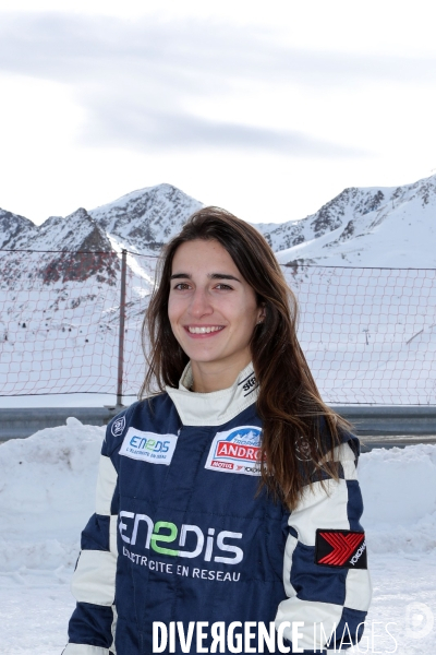 Perrine Laffont Championne du Monde de ski de bosses avec son partenaire Hyundai. Trophée Andros 2018-2019.