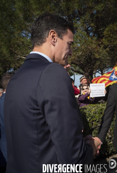 Pedro Sanchez honore l exil espagnol