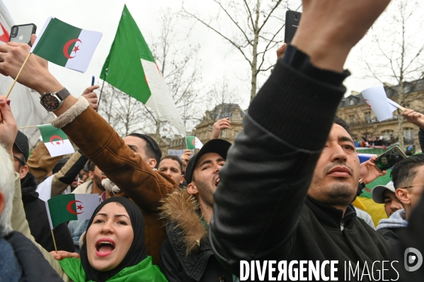 Manifestation contre la candidature du Président Boutéflika
