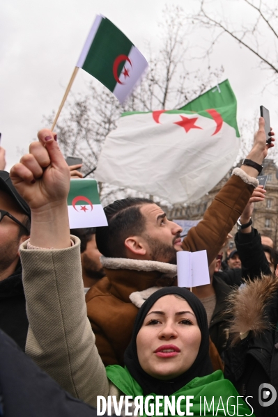 Manifestation contre la candidature du Président Boutéflika