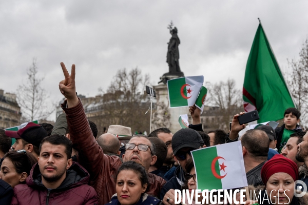 Manifestation contre la candidature du Président Boutéflika