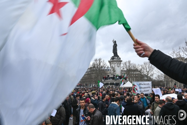 Manifestation contre la candidature du Président Boutéflika