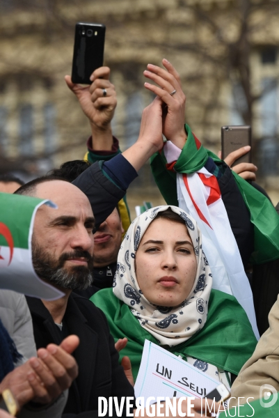 Manifestation contre la candidature du Président Boutéflika