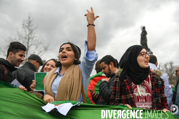 Manifestation contre la candidature du Président Boutéflika