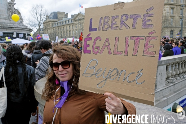 8 mars, 15h 40, journée des droits des femmes