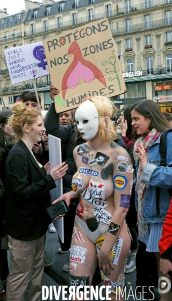 8 mars, 15h 40, journée des droits des femmes