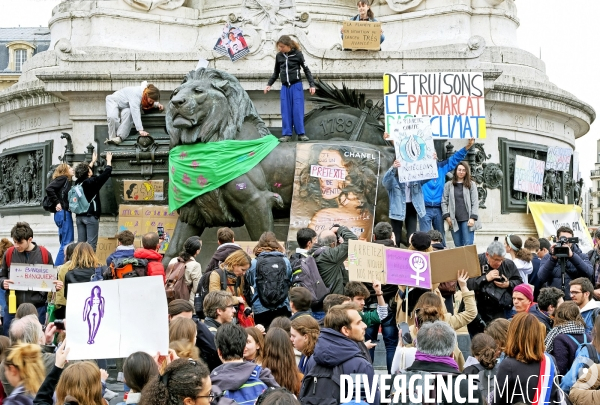 8 mars, 15h 40, journée des droits des femmes