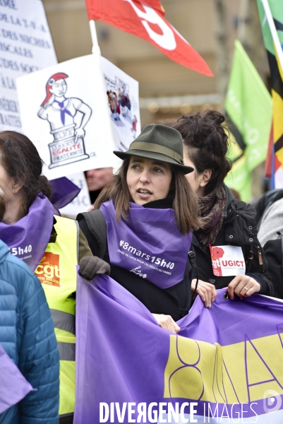 Femmes gilets jaunes à l honneur de la manifestation Gilets jaunes Acte XVII, le 9 mars 2019 à Paris.