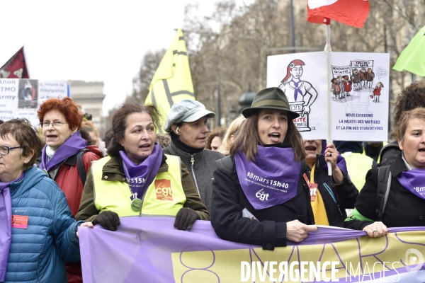 Femmes gilets jaunes à l honneur de la manifestation Gilets jaunes Acte XVII, le 9 mars 2019 à Paris.