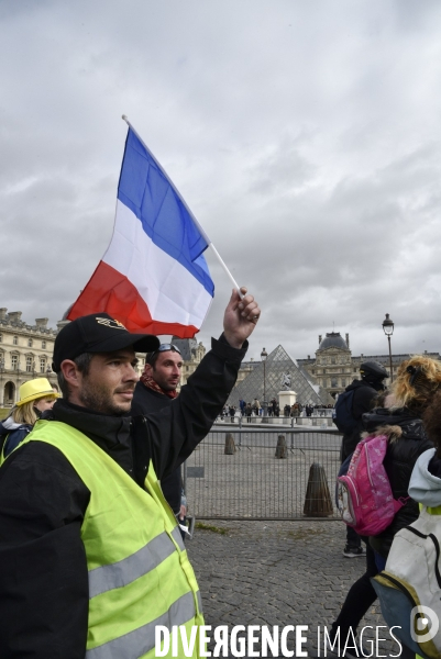 Femmes gilets jaunes à l honneur de la manifestation Gilets jaunes Acte XVII, le 9 mars 2019 à Paris.