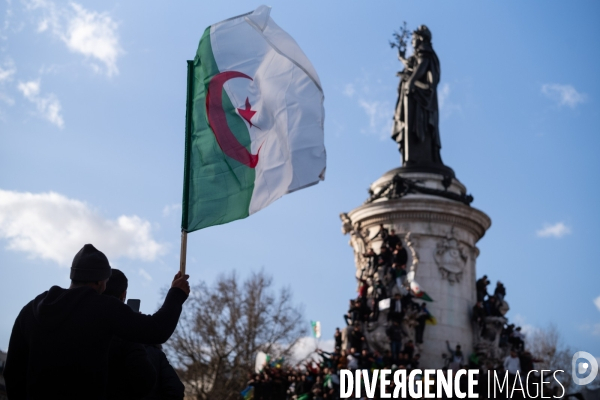 Manifestation des algériens contre Bouteflika