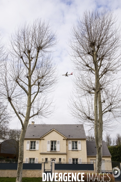 Les nuisances sonores dûes aux avions autour de Roissy CDG.