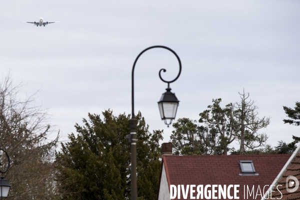 Les nuisances sonores dûes aux avions autour de Roissy CDG.