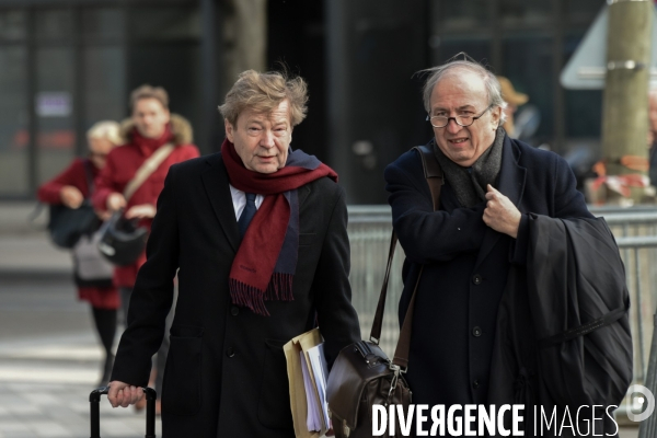 Bernard Tapie au tribunal dans l affaire Crédit Lyonnais