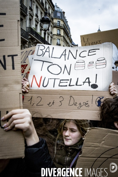 Urgence Climatique - Les Jeunes en Greve - Paris 15.03.2019