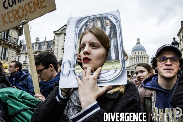 Urgence Climatique - Les Jeunes en Greve - Paris 15.03.2019