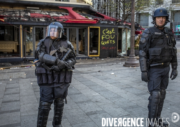 Manifestation sur les champas Elysées des Gilets jaunes  Acte  XVIII .