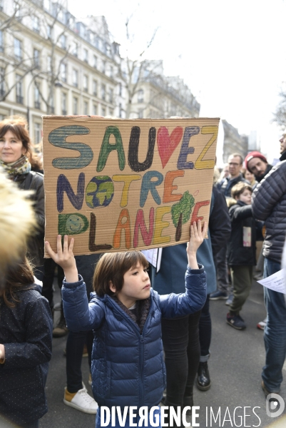 Marche du siècle pour le climat, étudiants, scolaires, enfants. March of century for climate, with youth.