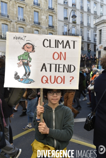 Marche du siècle pour le climat, étudiants, scolaires, enfants. March of century for climate, with youth.