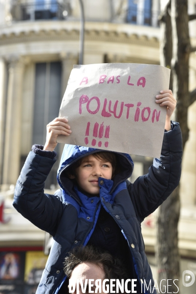 Marche du siècle pour le climat, étudiants, scolaires, enfants. March of century for climate, with youth.