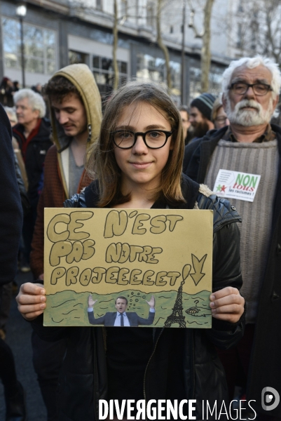 Marche du siècle pour le climat, étudiants, scolaires, enfants. March of century for climate, with youth.