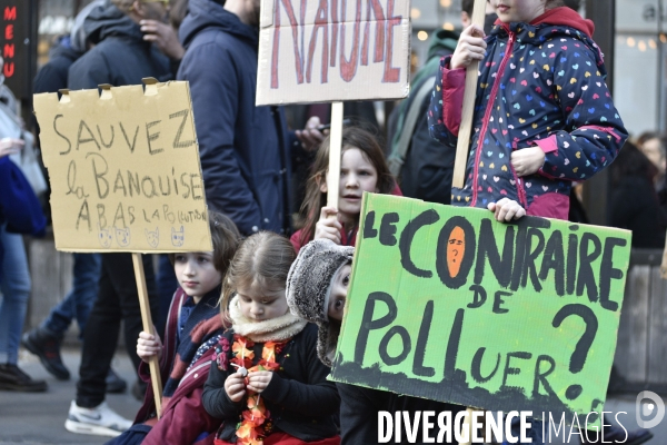 Marche du siècle pour le climat, étudiants, scolaires, enfants. March of century for climate, with youth.