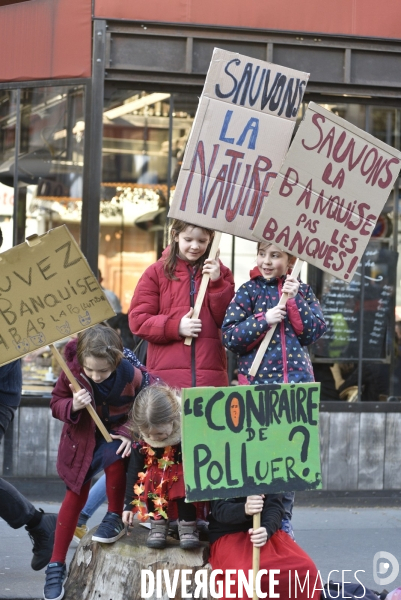 Marche du siècle pour le climat, étudiants, scolaires, enfants. March of century for climate, with youth.