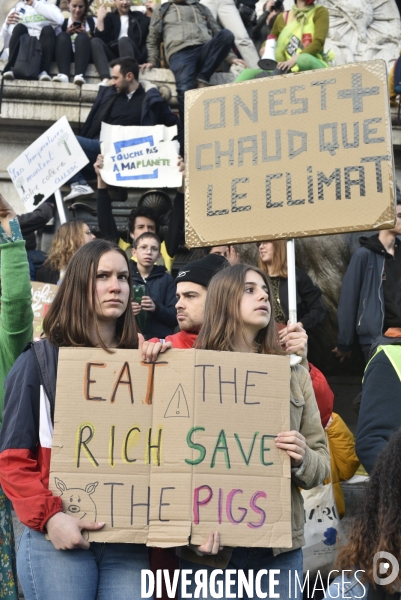 Marche du siècle pour le climat, étudiants, scolaires, enfants. March of century for climate, with youth.