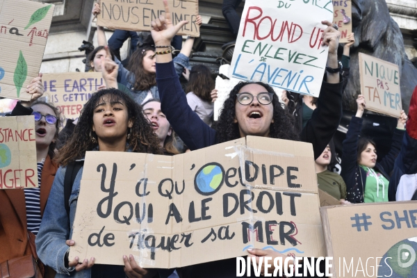 Marche du siècle pour le climat, étudiants, scolaires, enfants. March of century for climate, with youth.