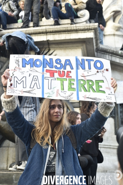 Marche du siècle pour le climat, étudiants, scolaires, enfants. March of century for climate, with youth.