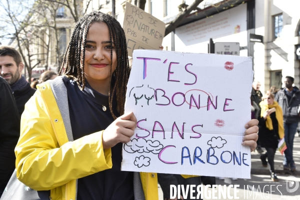 Marche du siècle pour le climat, étudiants, scolaires, enfants. March of century for climate, with youth.