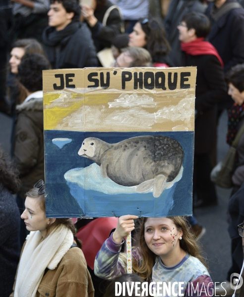 Marche du siècle pour le climat, étudiants, scolaires, enfants. March of century for climate, with youth.