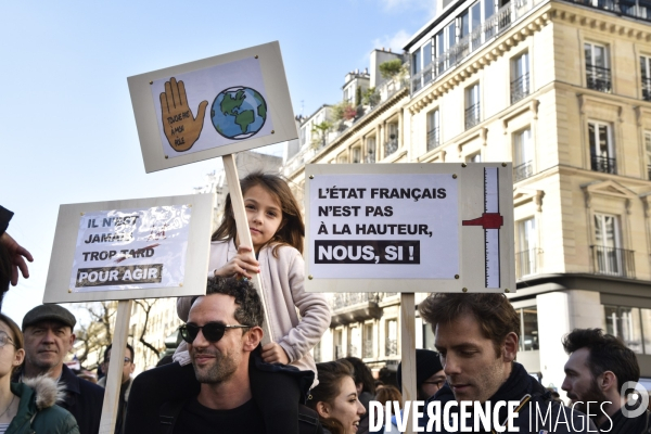 Marche du siècle pour le climat, étudiants, scolaires, enfants. March of century for climate, with youth.