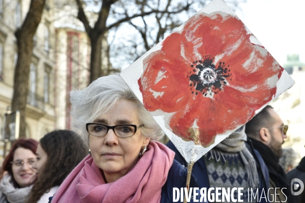 Marche du siècle pour le climat. March of century for climate, with youth.