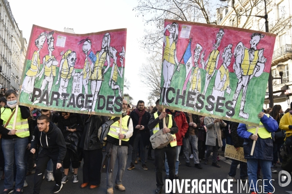 Marche du siècle pour le climat. March of century for climate, with youth.