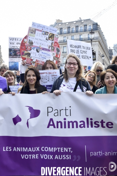 Marche du siècle pour le climat. March of century for climate, with youth.