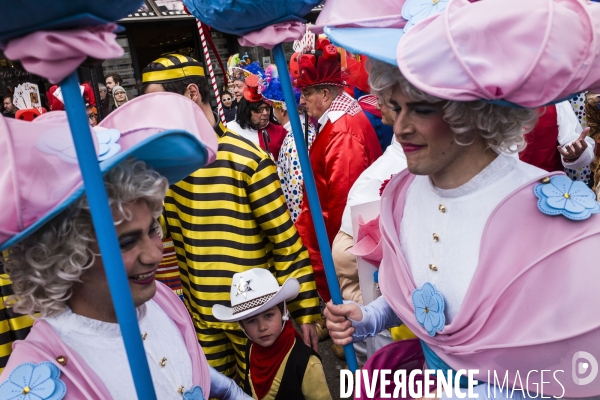 La Louvière, soumonce costumée avant le carnaval.