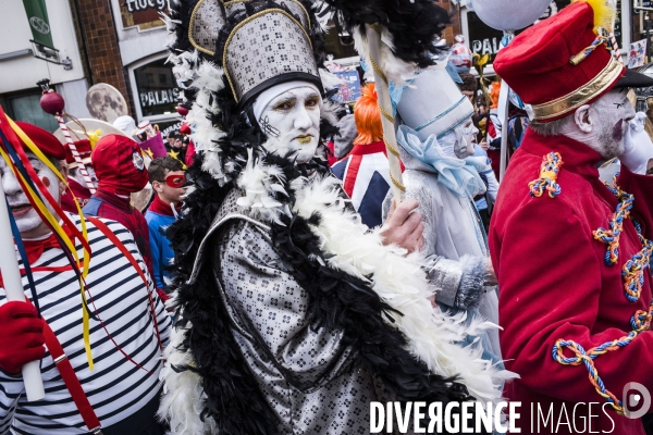 La Louvière, soumonce costumée avant le carnaval.