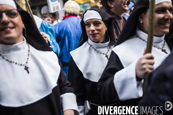 La Louvière, soumonce costumée avant le carnaval.