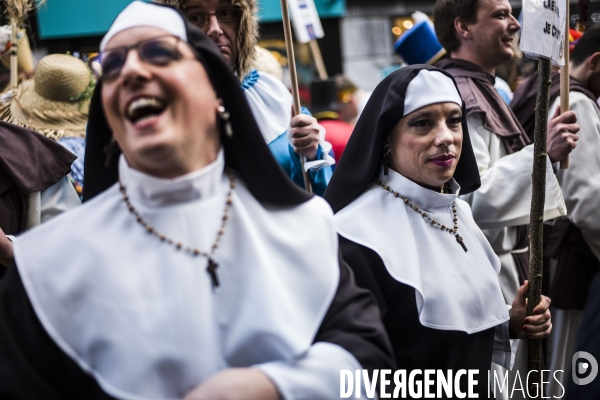 La Louvière, soumonce costumée avant le carnaval.